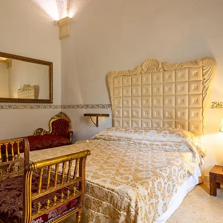 Palazzo Gallo فندق مبيت وإفطار