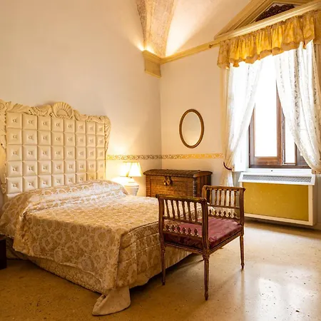 Palazzo Gallo 4*
